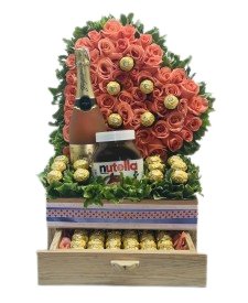 ARREGLO EN CAJA VINTAGE CON BOTELLA - Domi Delivery